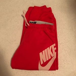 FLASH SALE🔥 Nike Pink Joggers